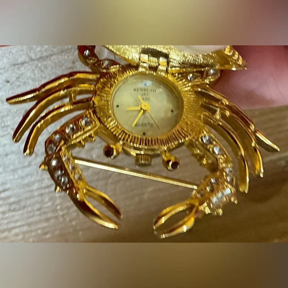 Kenneth Jay Lane: Crab blue Lapis gold/plated clear rhinestones watch brooch/pin